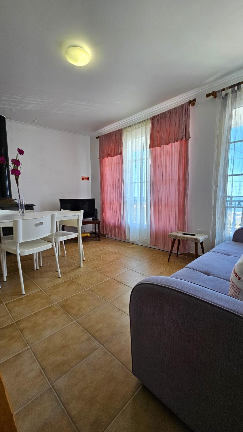 TV and multimedia, Living room, Dining area