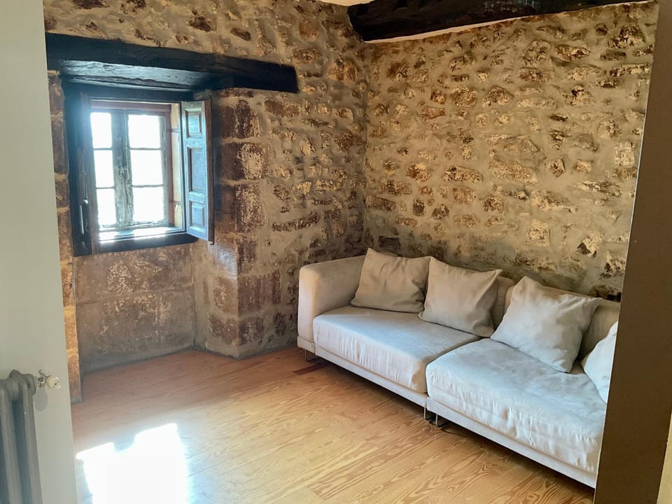 Casona Camino de Hoz Country House in Cantabria