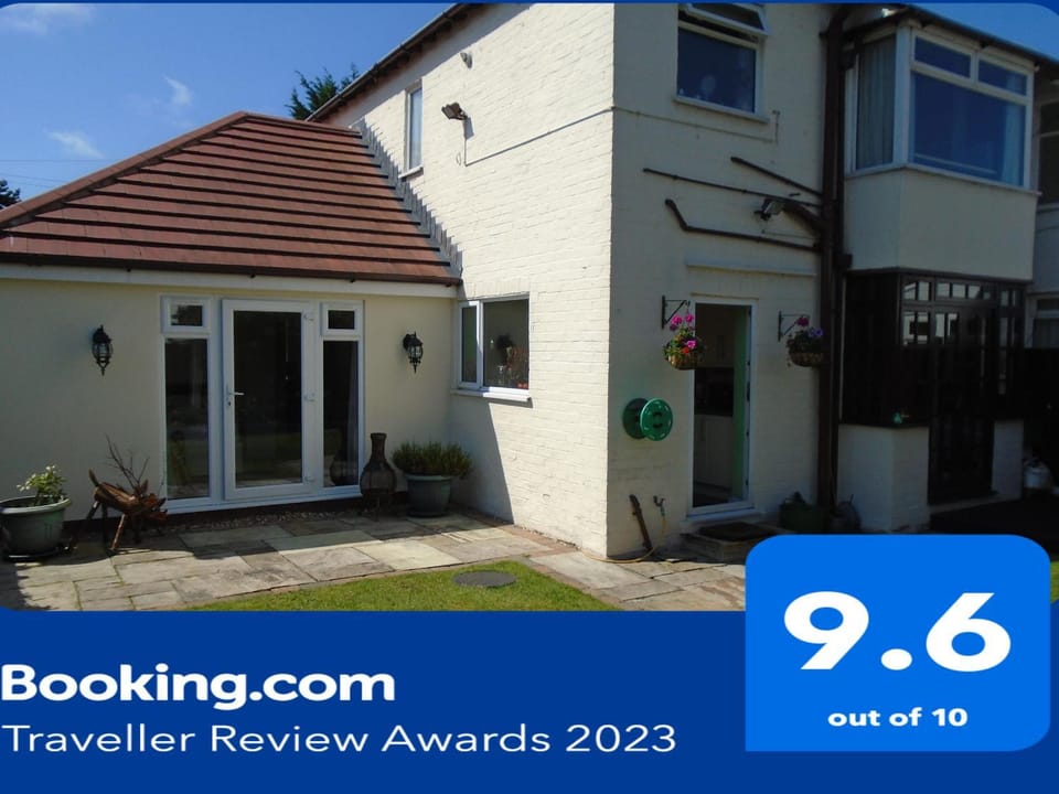 Property building, Day, Certificate/Award