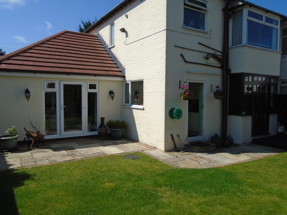Property building, Garden, Garden view