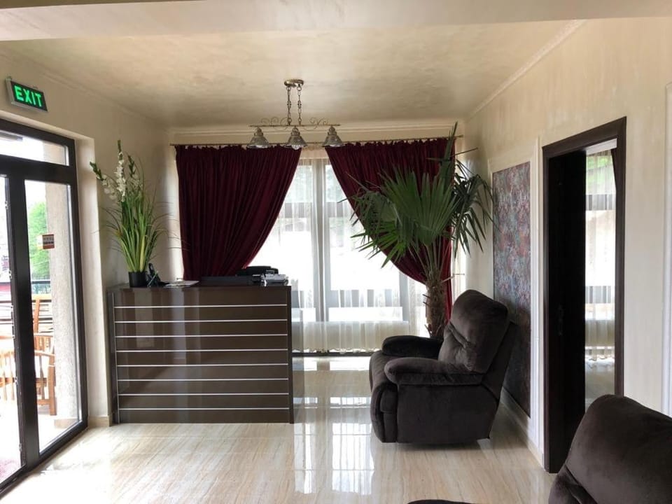 Pensiunea Magnolia Bed and Breakfast in Craiova