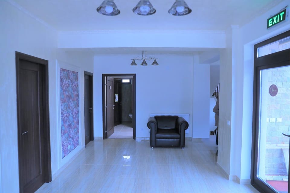 Pensiunea Magnolia Bed and Breakfast in Craiova