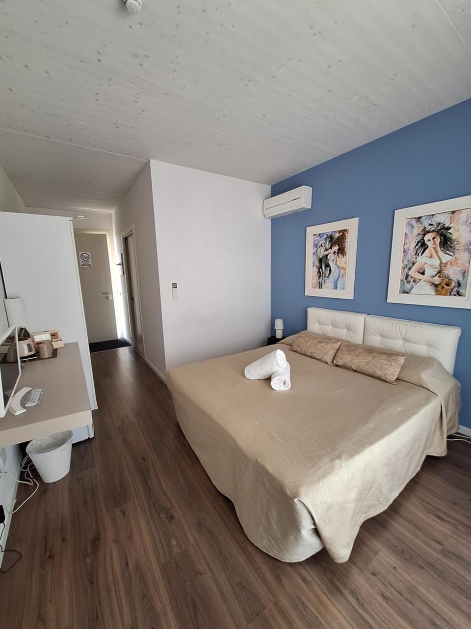 Home Suites Home Bed and Breakfast in Province of Brescia