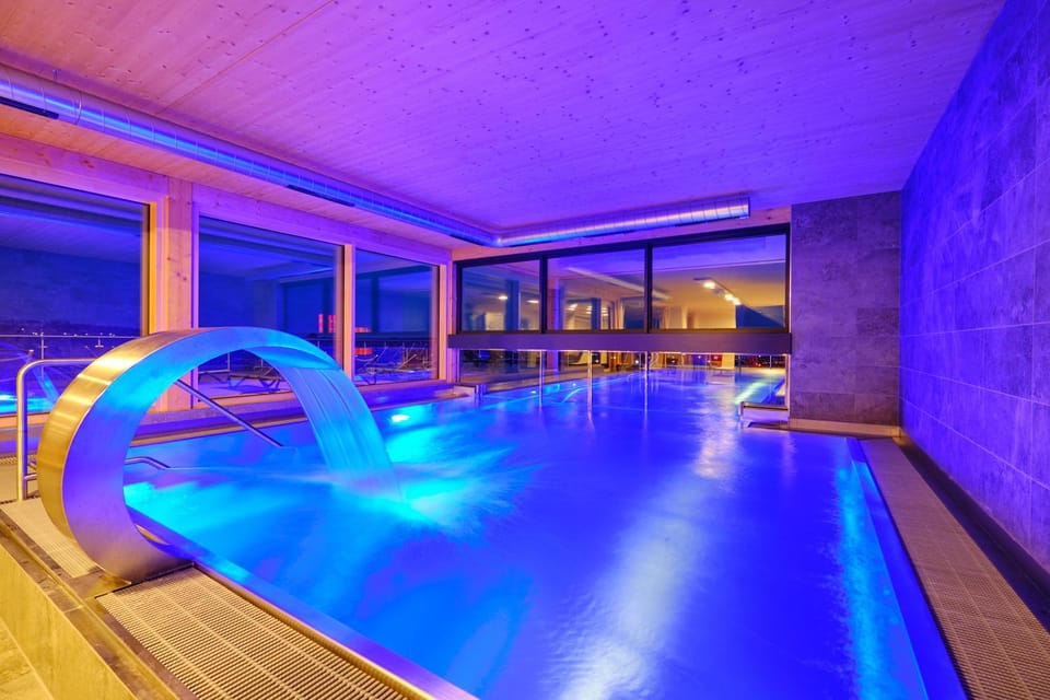Pool view, Swimming pool