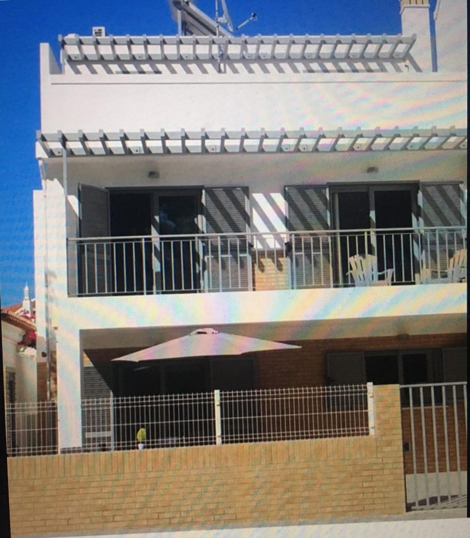 Villa de vacances 3 chambres et 6 couchages max. à proximité de mer à Praia Verde Algarve House in Monte Gordo