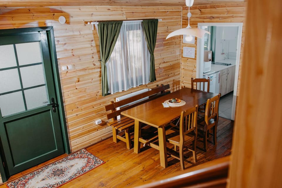 Natural landscape, Living room, Dining area, kitchen