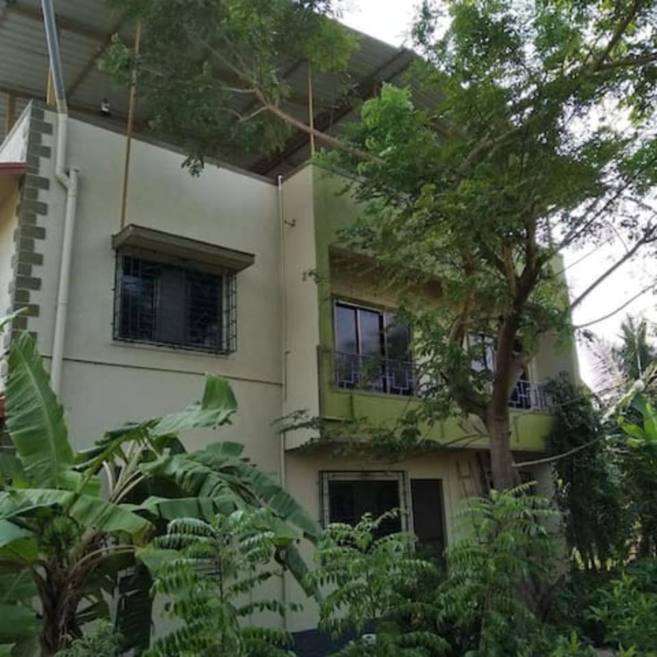 Property building, Balcony/Terrace, Garden view