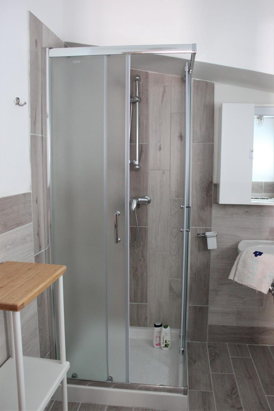 Shower, Bathroom