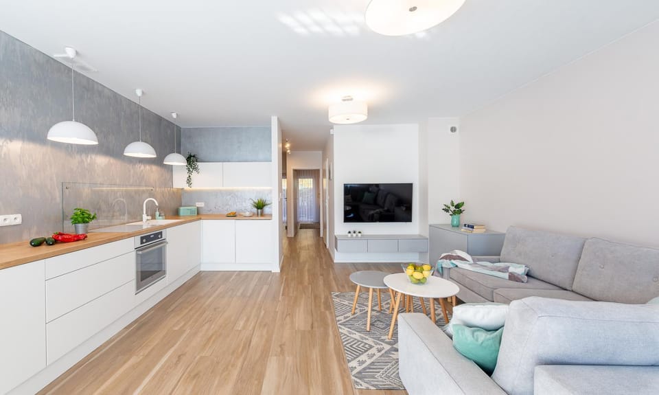 Kitchen or kitchenette, Living room, Seating area, Dining area