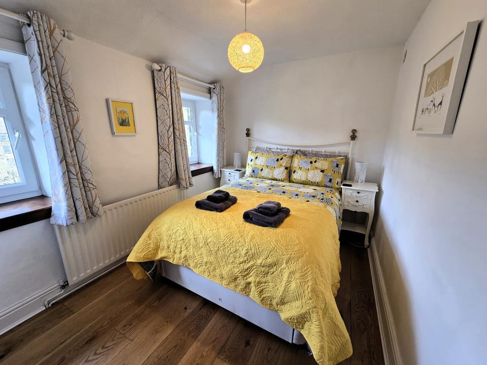 Crosland Cottage House in Holmfirth