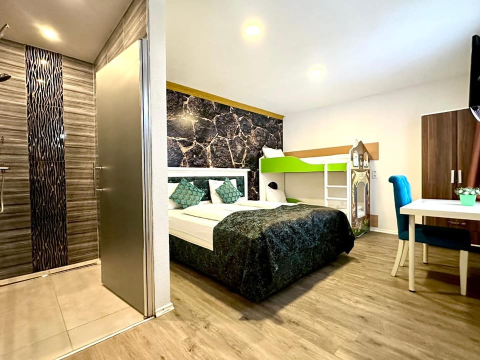Pension Kristalpark Bed and Breakfast in Baden-Württemberg