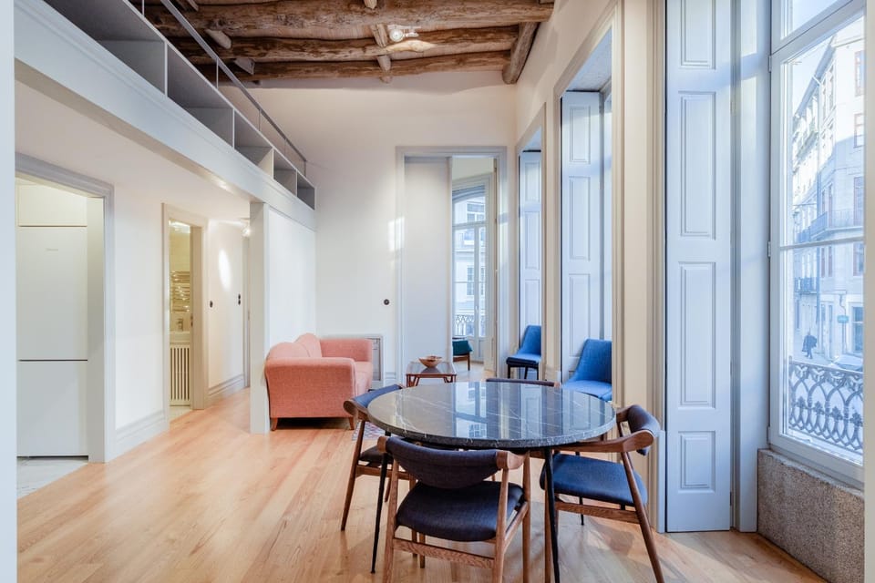 BOUTIQUE Rentals - Toledos One & Only Apt in Historical center of Porto Apartment in Porto