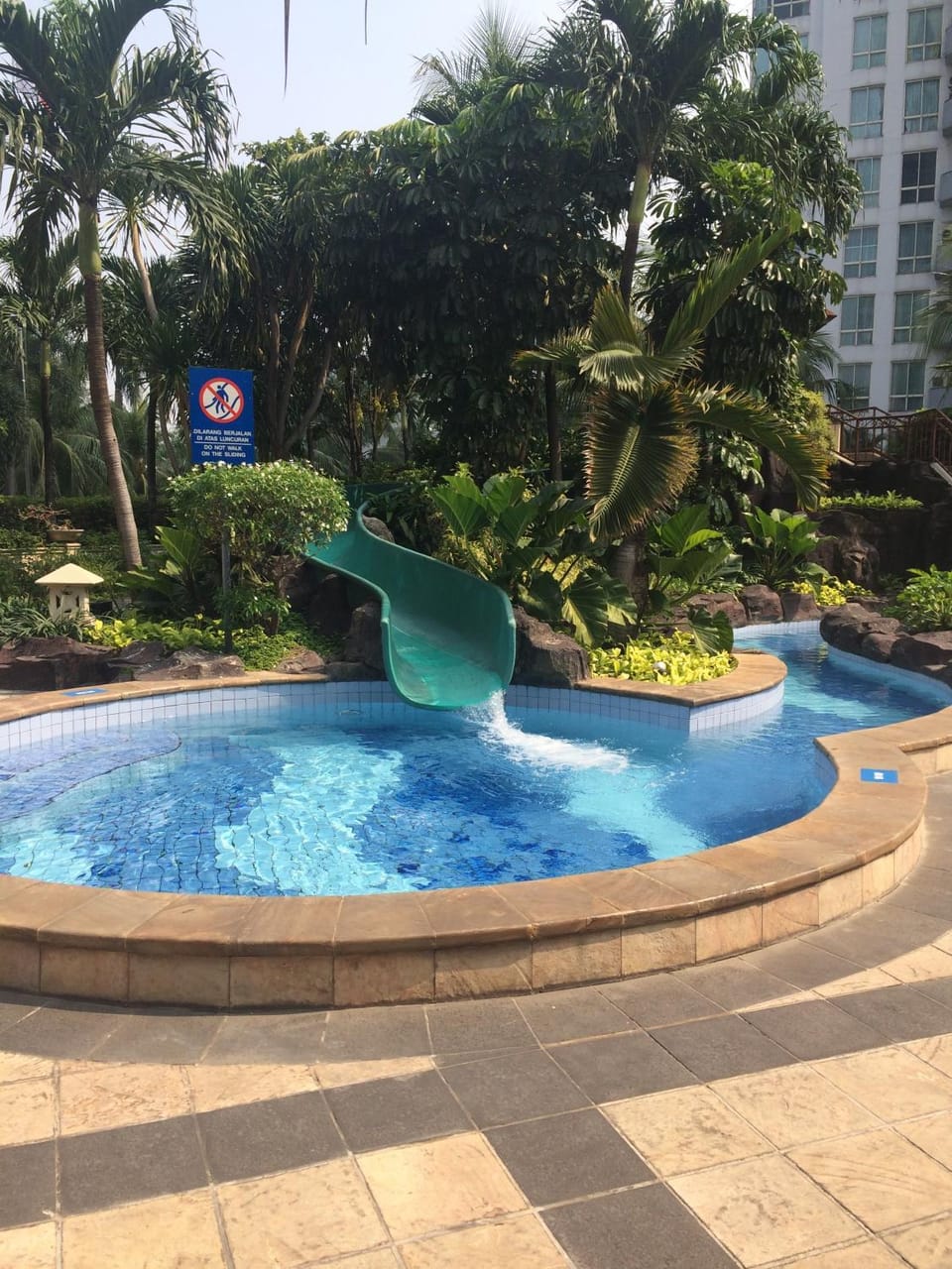 Swimming pool