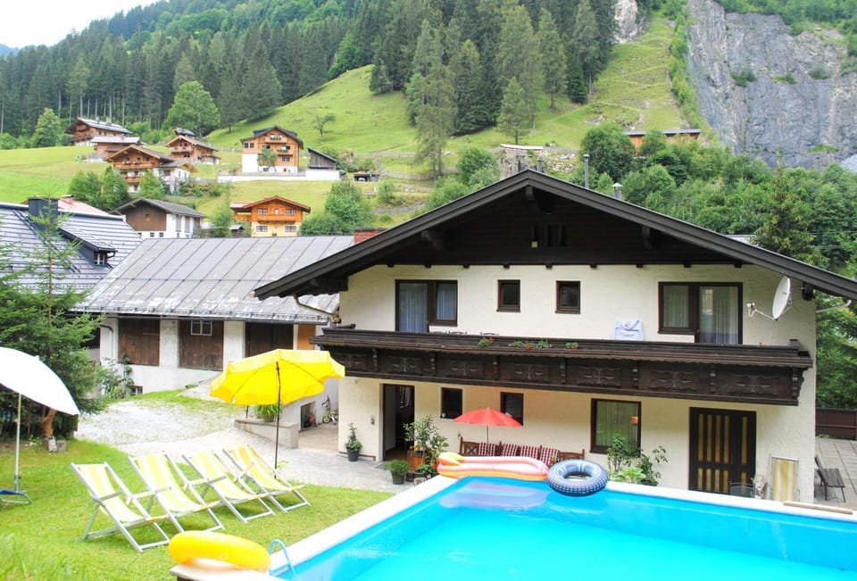 Garden, Swimming pool