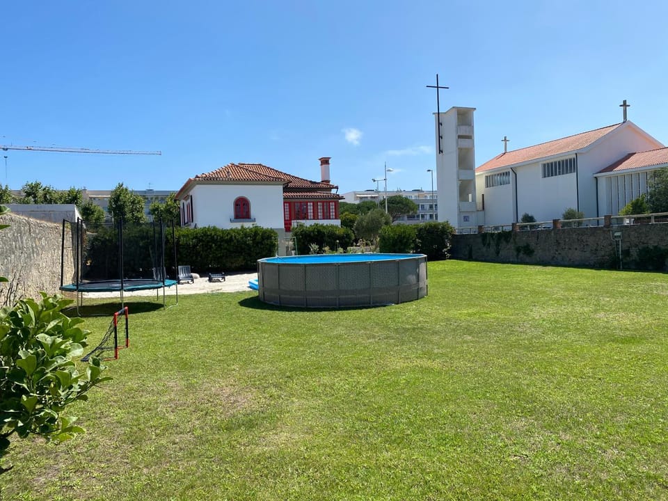 Beach Park Guesthouse Bed and Breakfast in Porto District