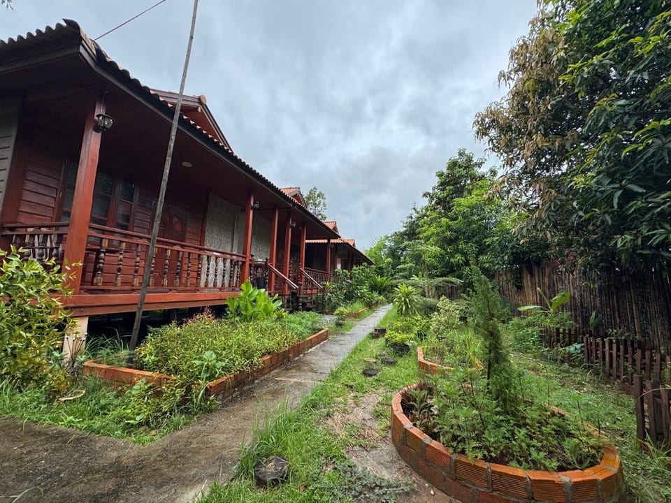 Letana Guesthouse Bed and Breakfast in Laos