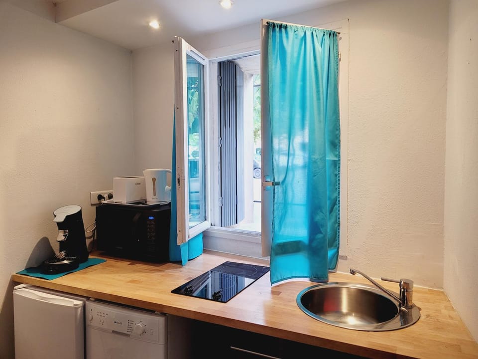 Cosy Corner Apartment in L'Isle-sur-la-Sorgue
