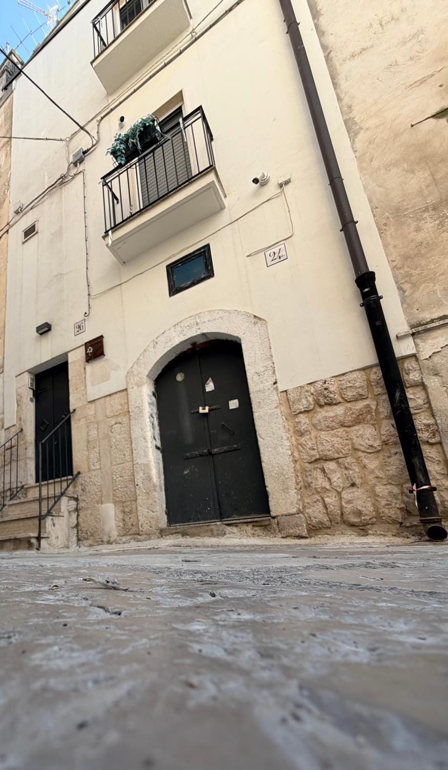 Facade/entrance