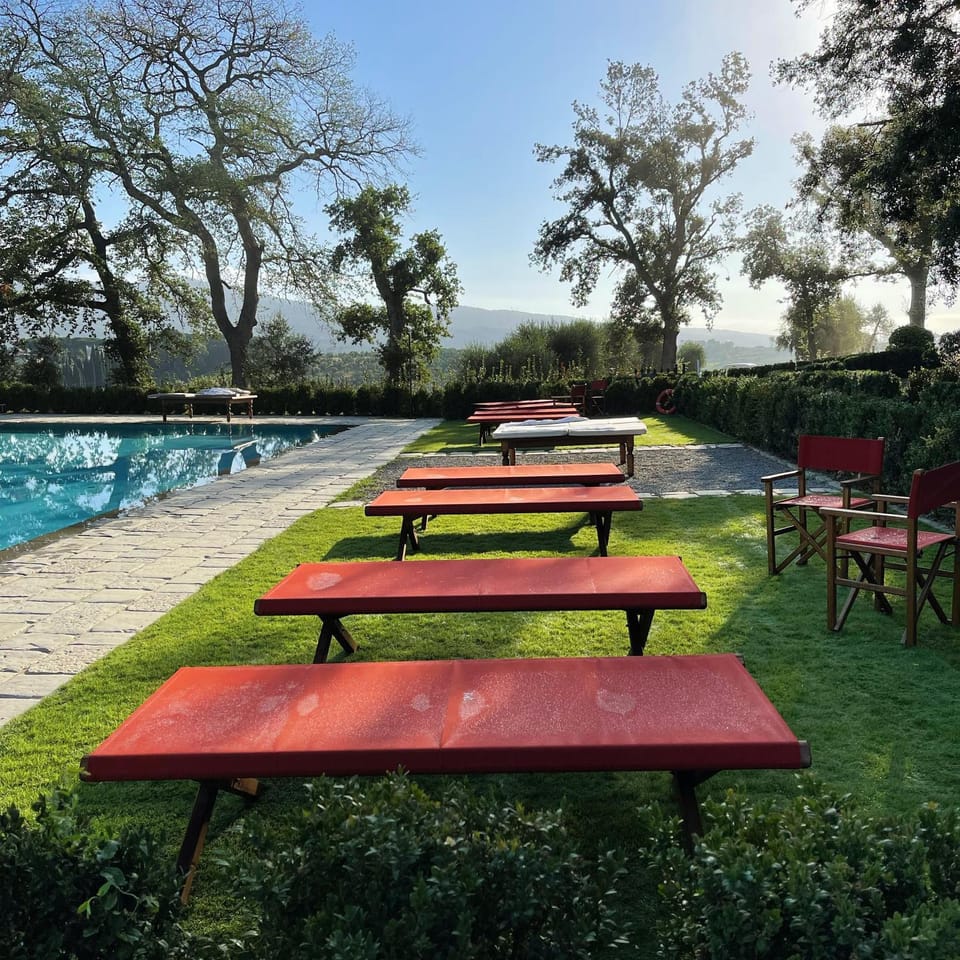 Garden, Swimming pool, sunbed, Internal: Not applicable to any particular room