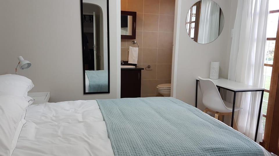 Innes Road Durban Accommodation 2 bedroom private unit Apartment in Durban