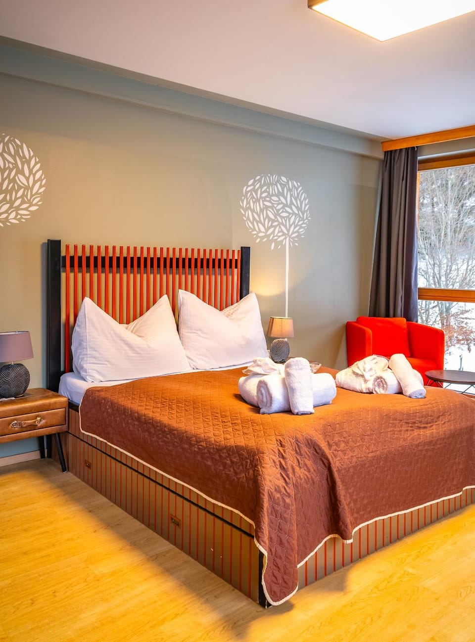 Bed, Photo of the whole room, Bedroom