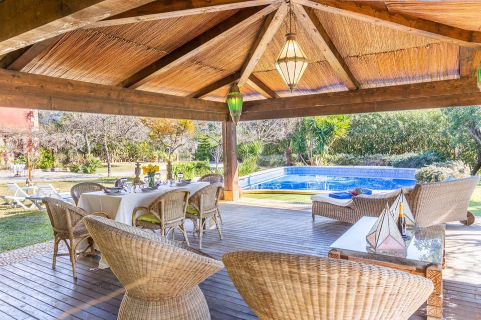 Garden, Garden, Area and facilities, Swimming pool, Swimming pool