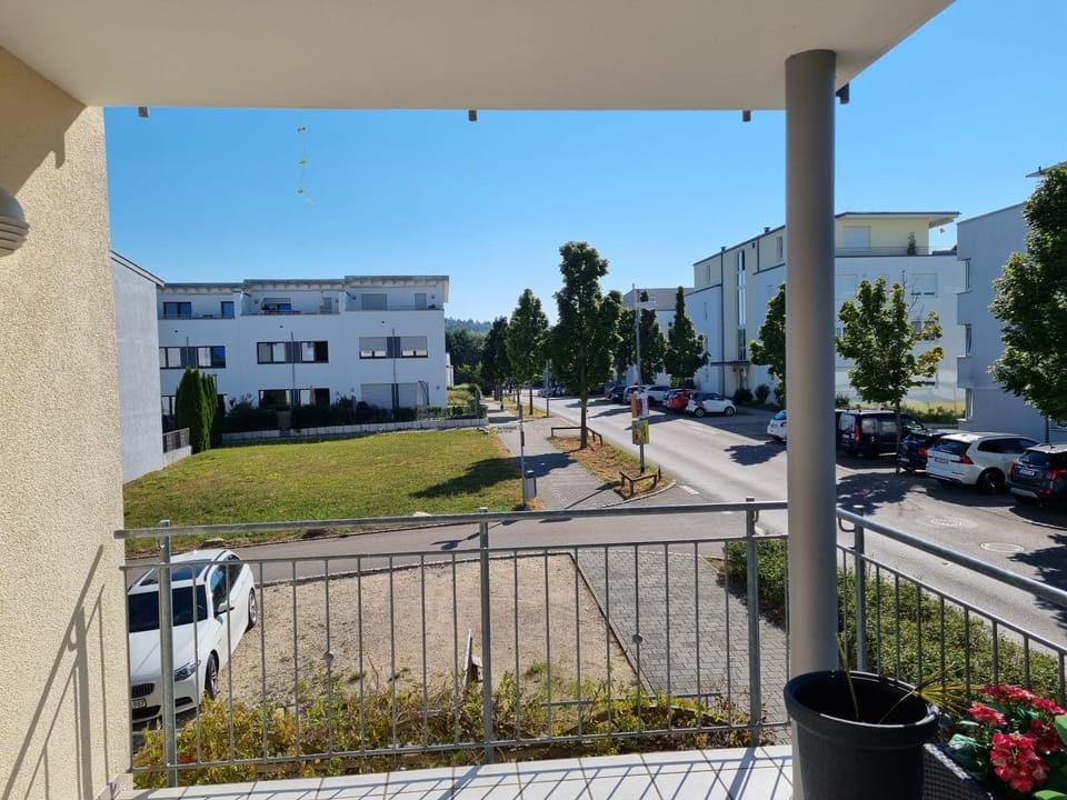 Neighbourhood, Balcony/Terrace, Balcony/Terrace, Street view