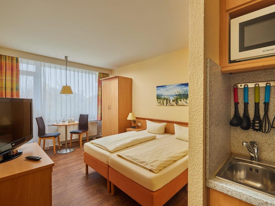 Living room, Bedroom