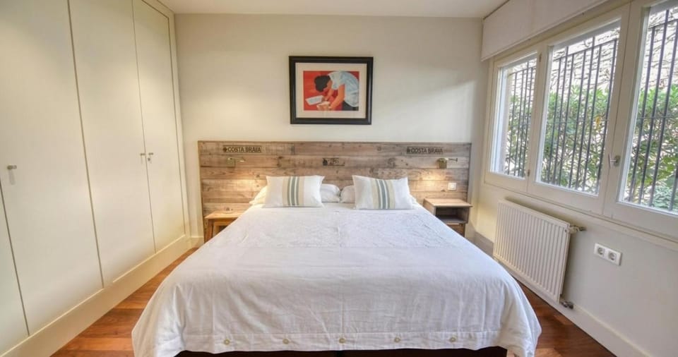 Mediterraneo Classy Apartment, Private Garden Apartment in Calella de Palafrugell