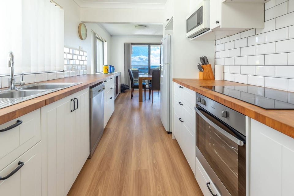 Sandpebbles 1 Pebbly Beach Apartment in Forster