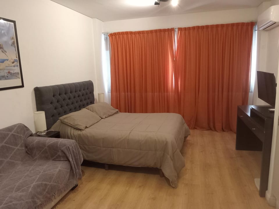 Oro Plaza Apartamentos Apartment in Buenos Aires