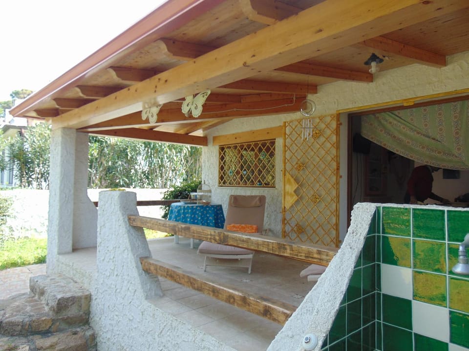 Property building, Balcony/Terrace