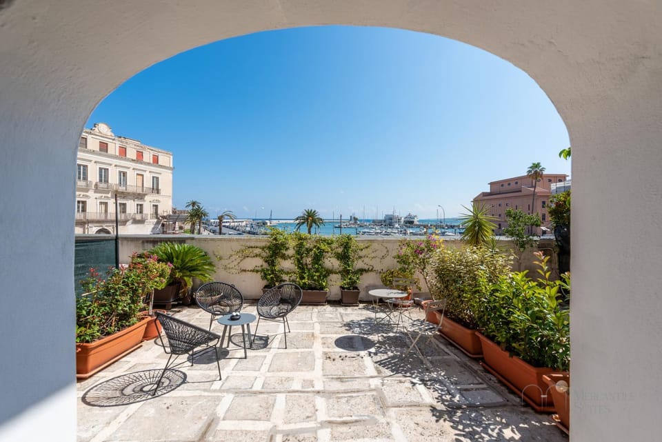 Patio, Balcony/Terrace