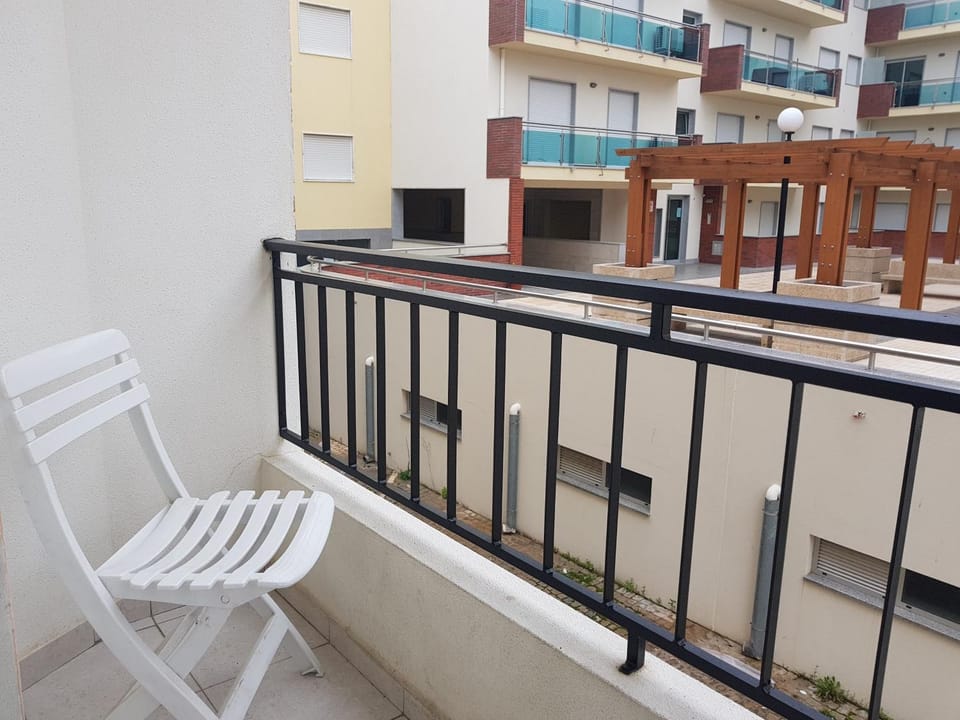 Balcony/Terrace, City view, Street view