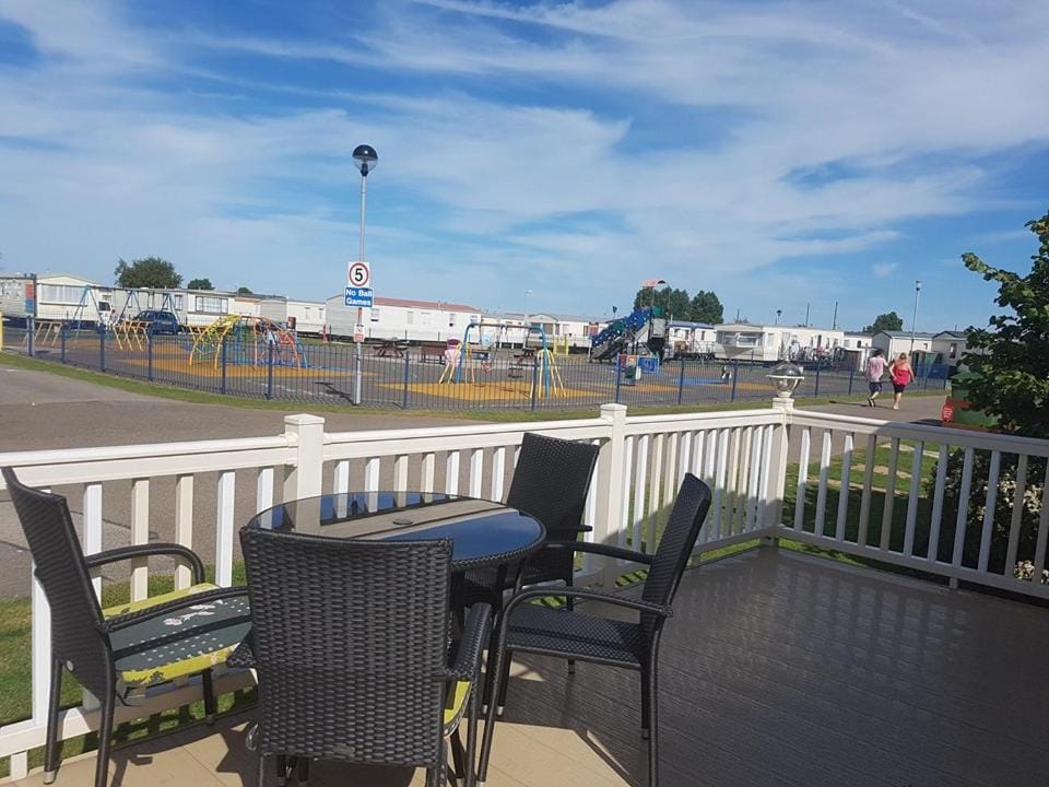 Dees Caravan Lettings Kingfisher Elm 481 House in Ingoldmells