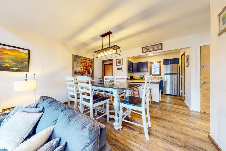 The Summit: 46 Apartment in Warren