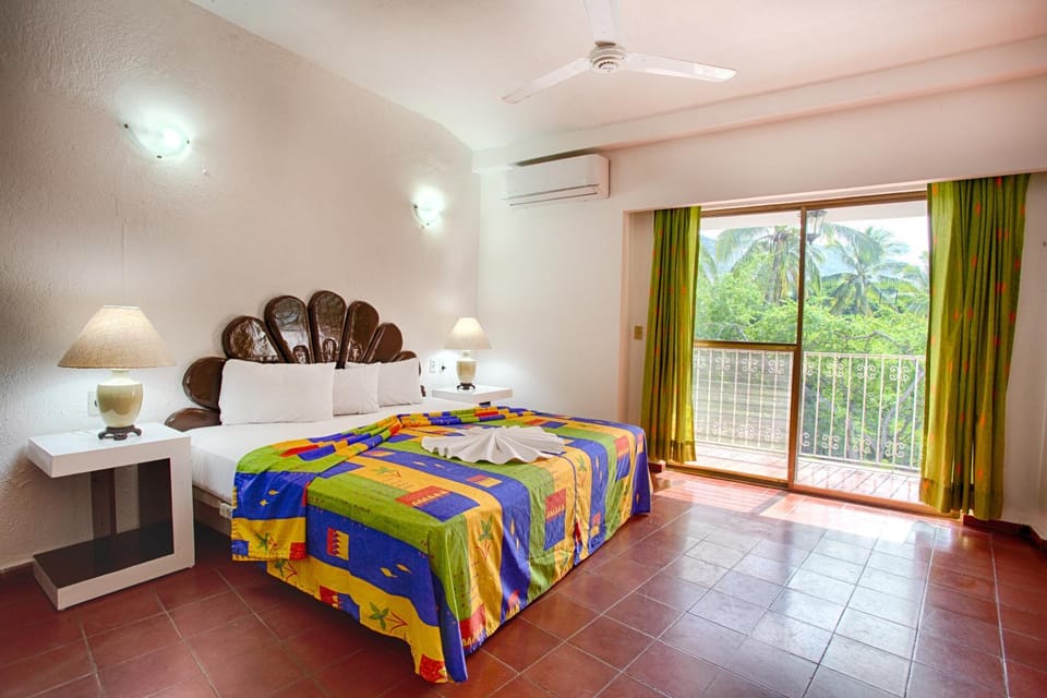 Bed, Balcony/Terrace, Bedroom
