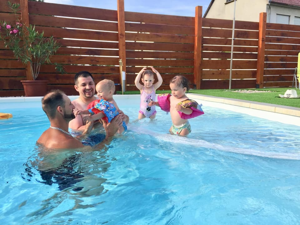 Swimming pool, Swimming pool