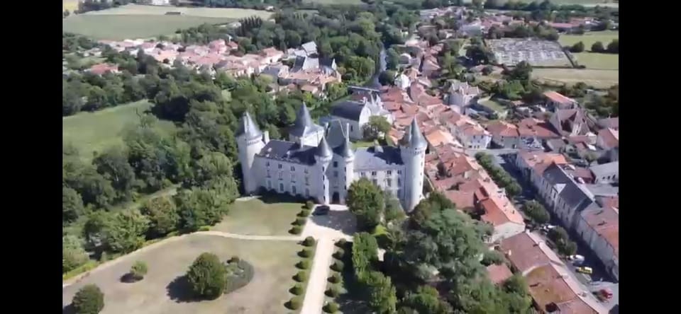 Les Bruyeres Chambres dhotes et Gite Bed and Breakfast in Nouvelle-Aquitaine