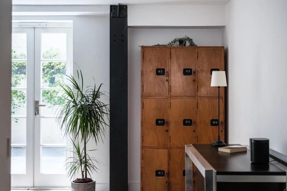 The Authentic flats in the Heart of Fitzrovia Apartment in London Borough of Islington