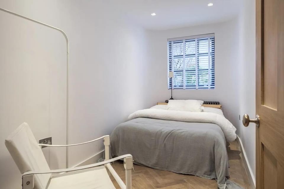 The Authentic flats in the Heart of Fitzrovia Apartment in London Borough of Islington