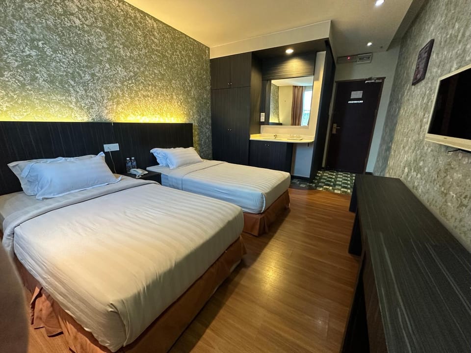 Fajar Hotel Hostel in Sabah