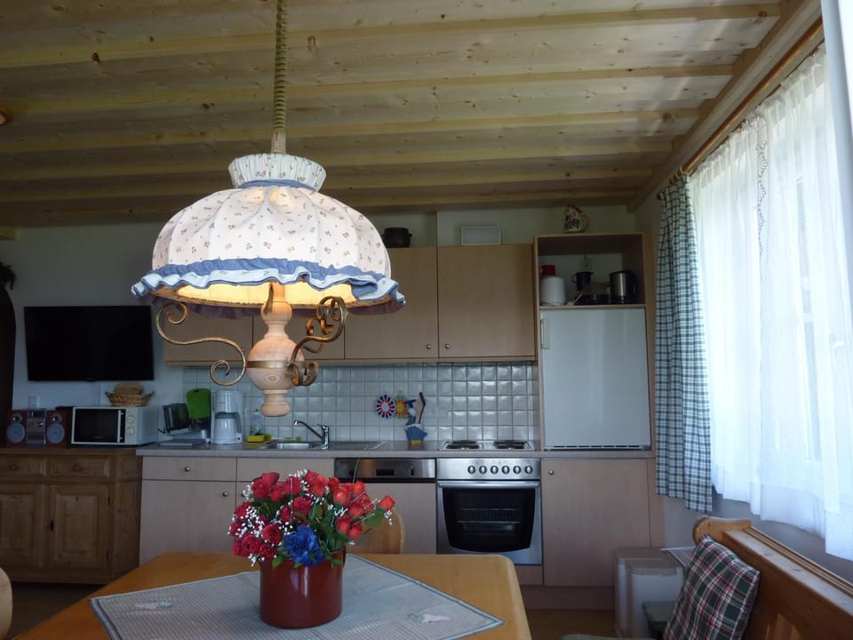 Kitchen or kitchenette, Living room