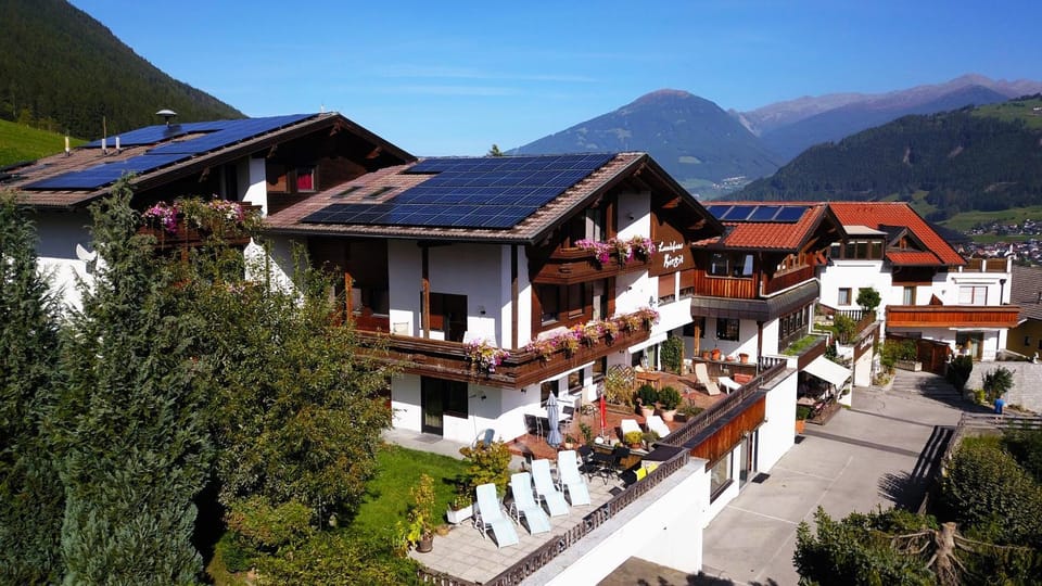 Landhaus Birgit Bed and Breakfast in Tyrol