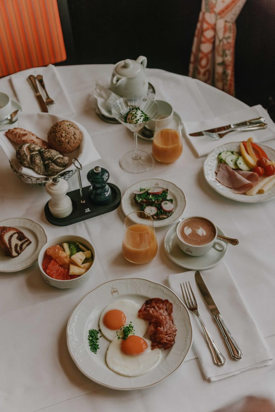 Food and drinks, Breakfast, Buffet breakfast, Buffet breakfast