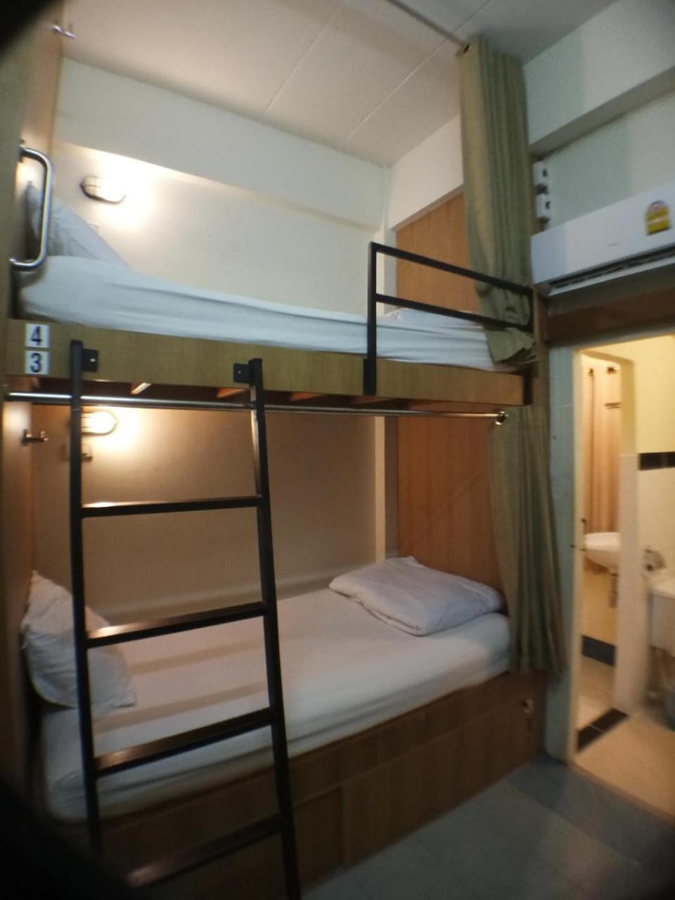 bunk bed