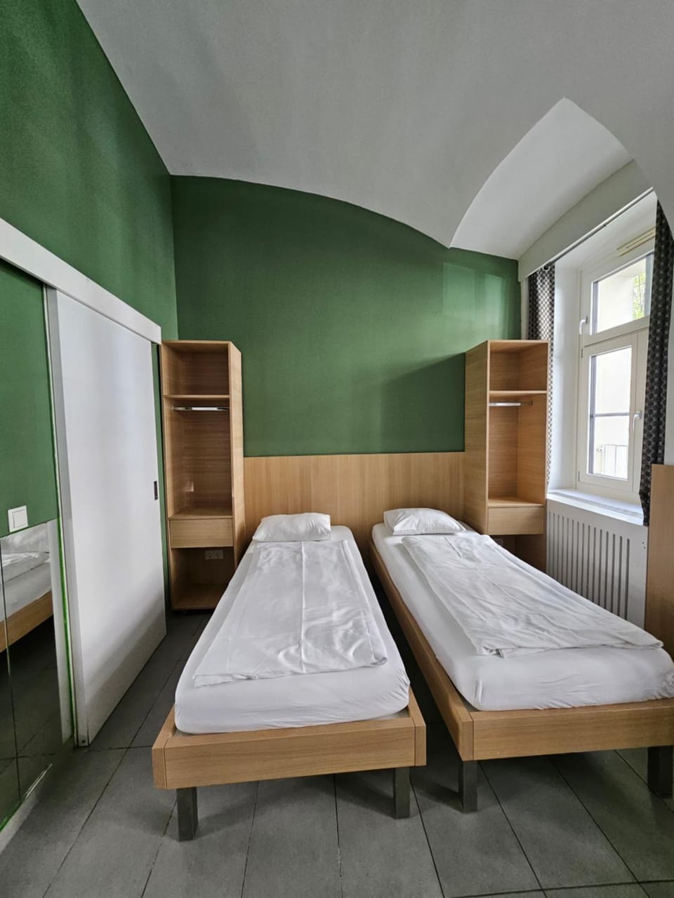 stay in six Bed and Breakfast in Vienna