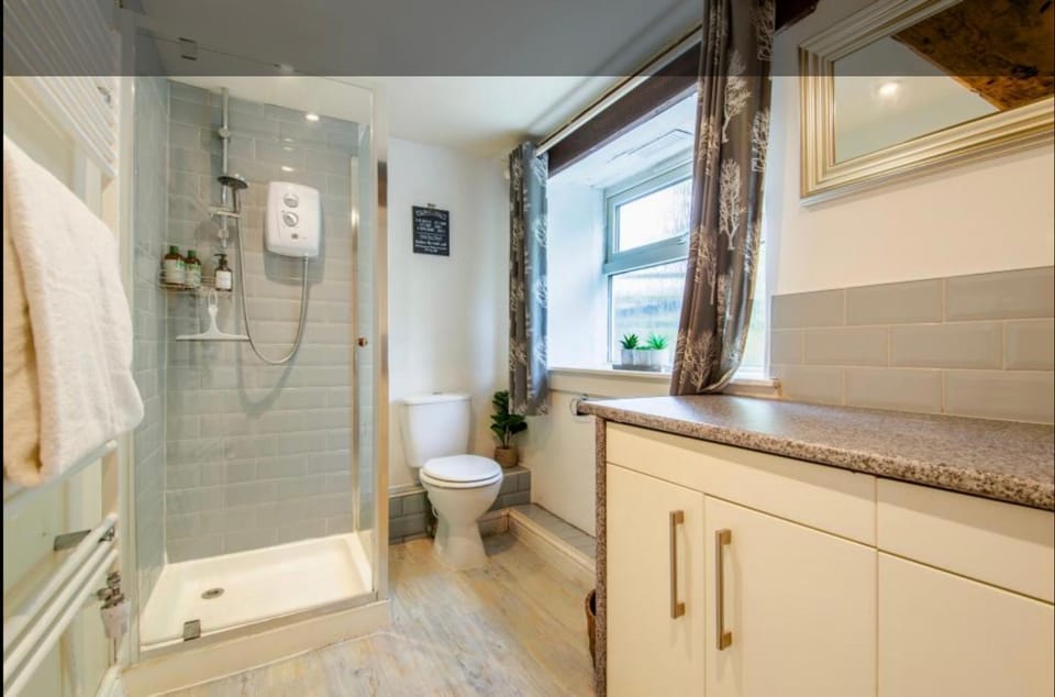 The Mill Apartment in Wychavon District