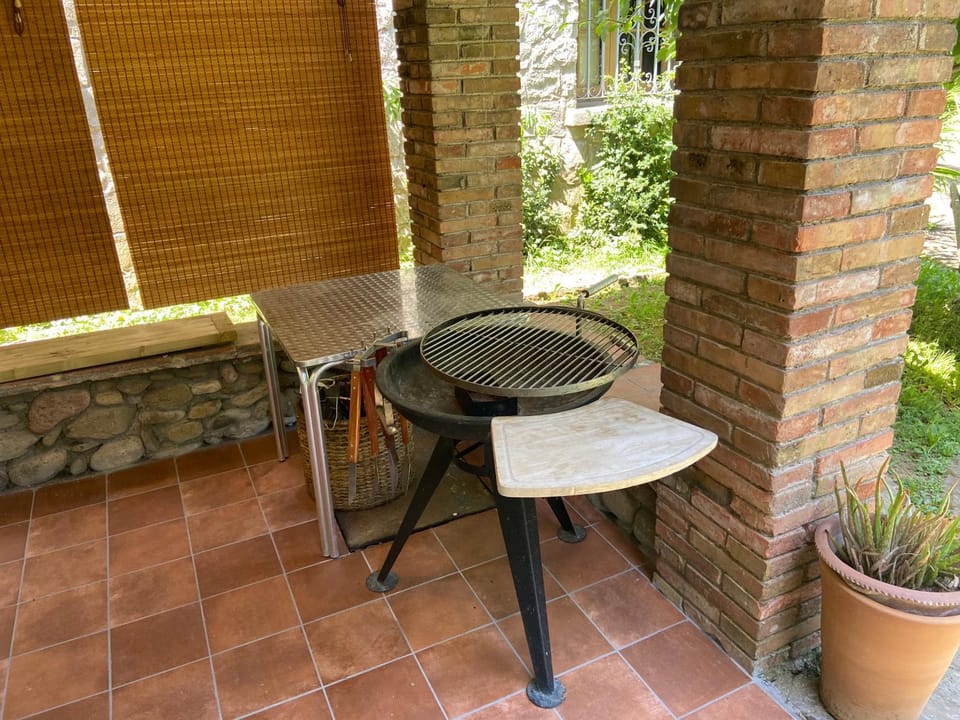 BBQ facilities, BBQ facilities