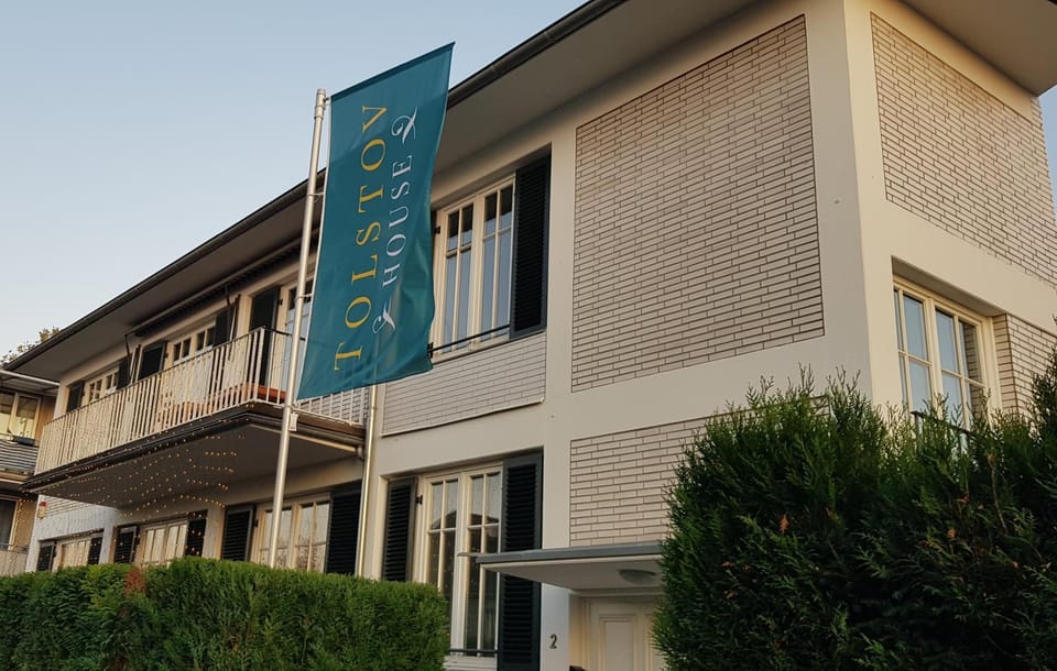 Representative City Villa Apartment in Dusseldorf